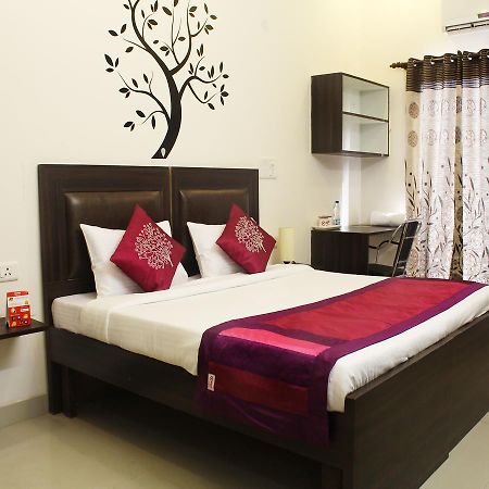 Oyo 2384 Hotel Epic Inn Gurgaon Eksteriør billede