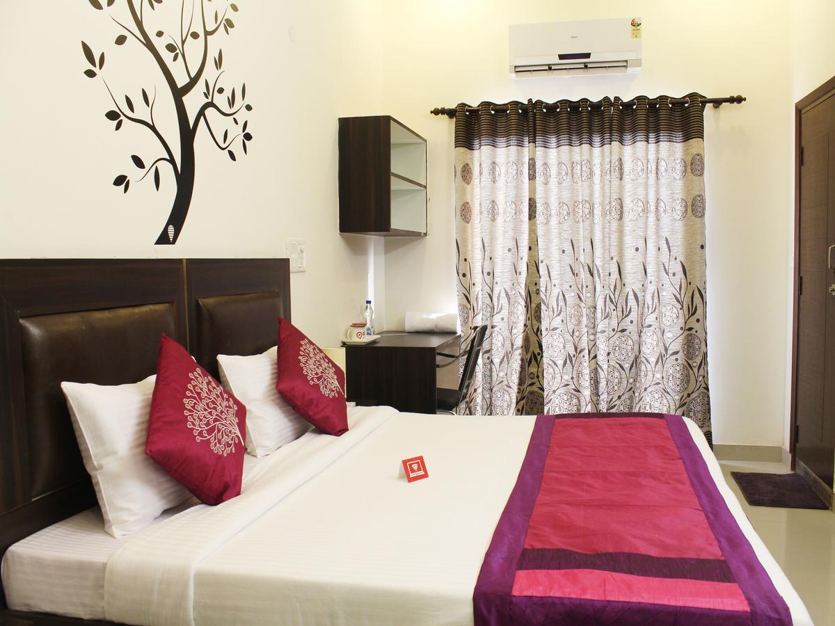 Oyo 2384 Hotel Epic Inn Gurgaon Eksteriør billede