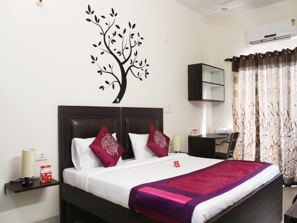 Oyo 2384 Hotel Epic Inn Gurgaon Eksteriør billede