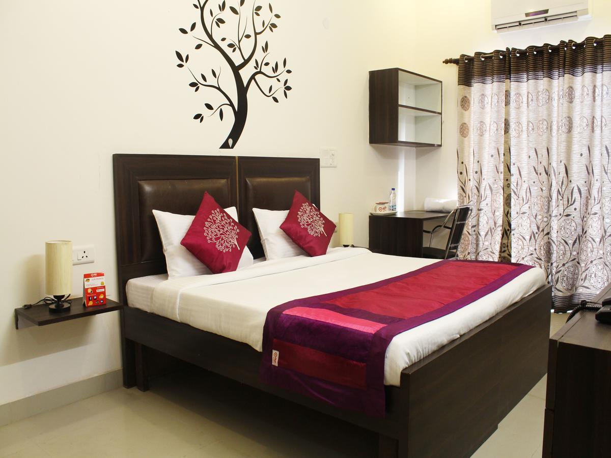 Oyo 2384 Hotel Epic Inn Gurgaon Eksteriør billede