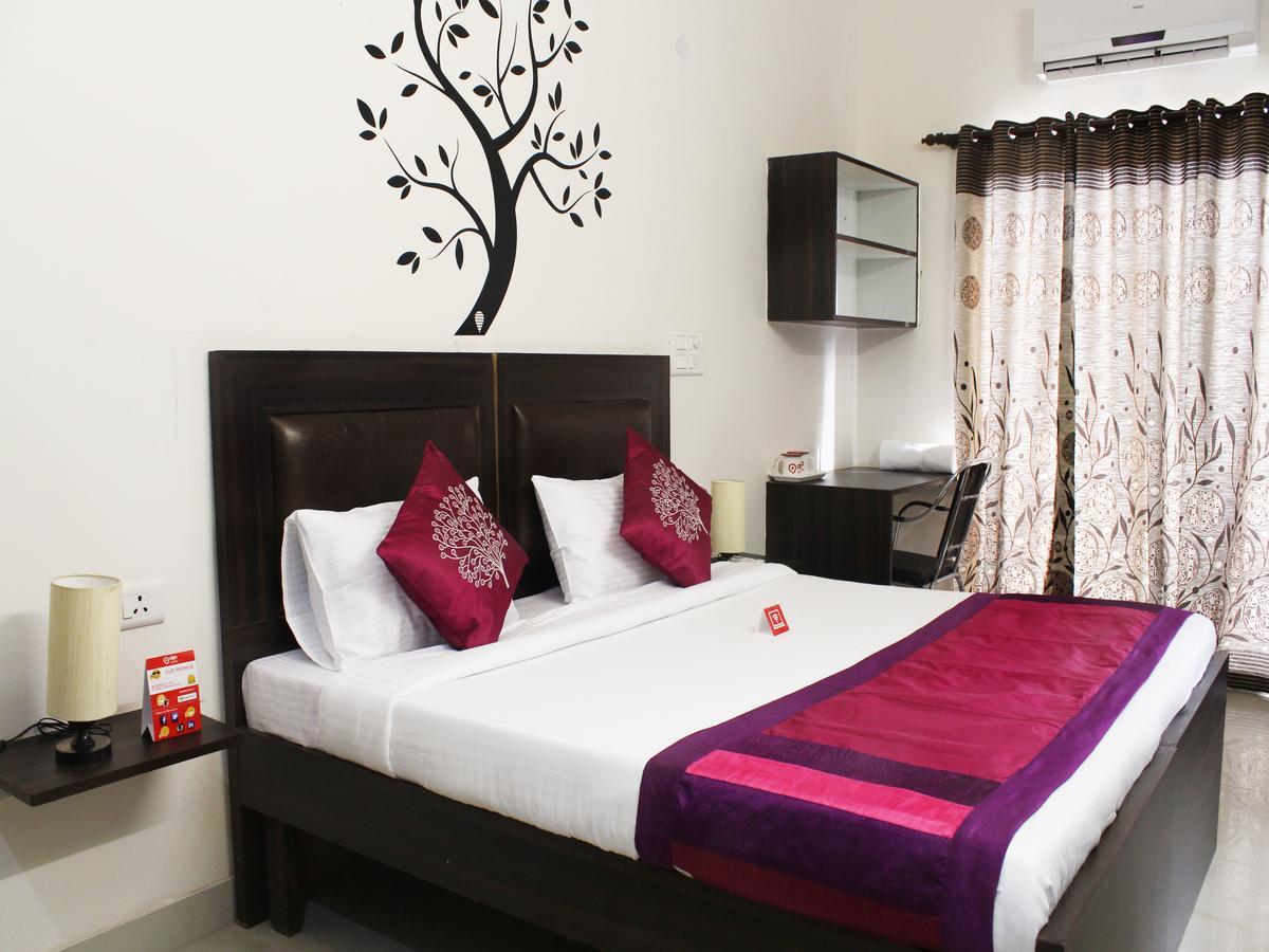 Oyo 2384 Hotel Epic Inn Gurgaon Eksteriør billede