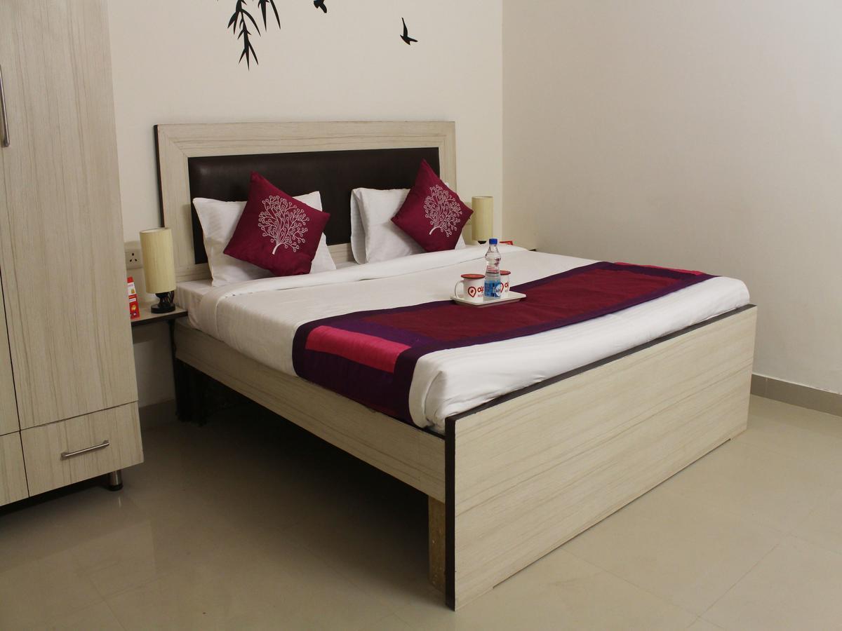 Oyo 2384 Hotel Epic Inn Gurgaon Eksteriør billede